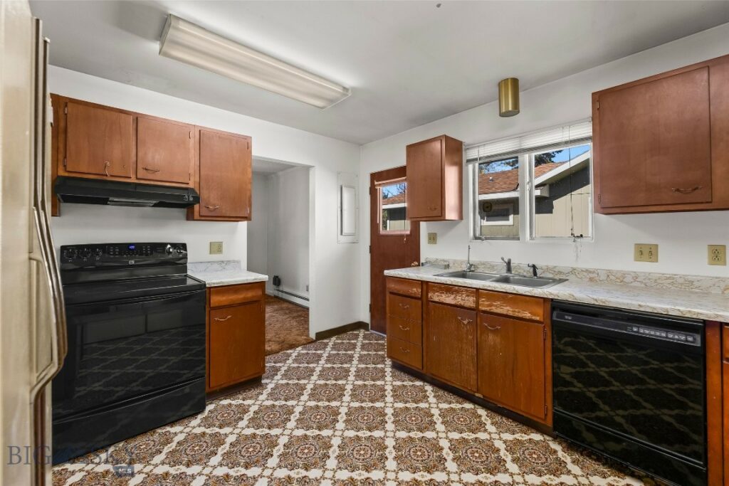 305 S 14th Avenue, Bozeman MT 59715