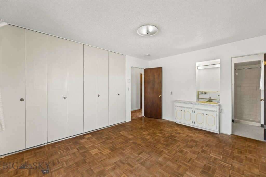 305 S 14th Avenue, Bozeman MT 59715