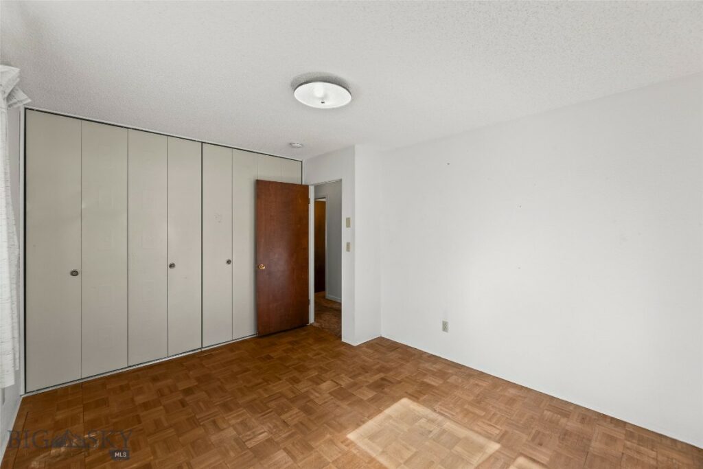 305 S 14th Avenue, Bozeman MT 59715