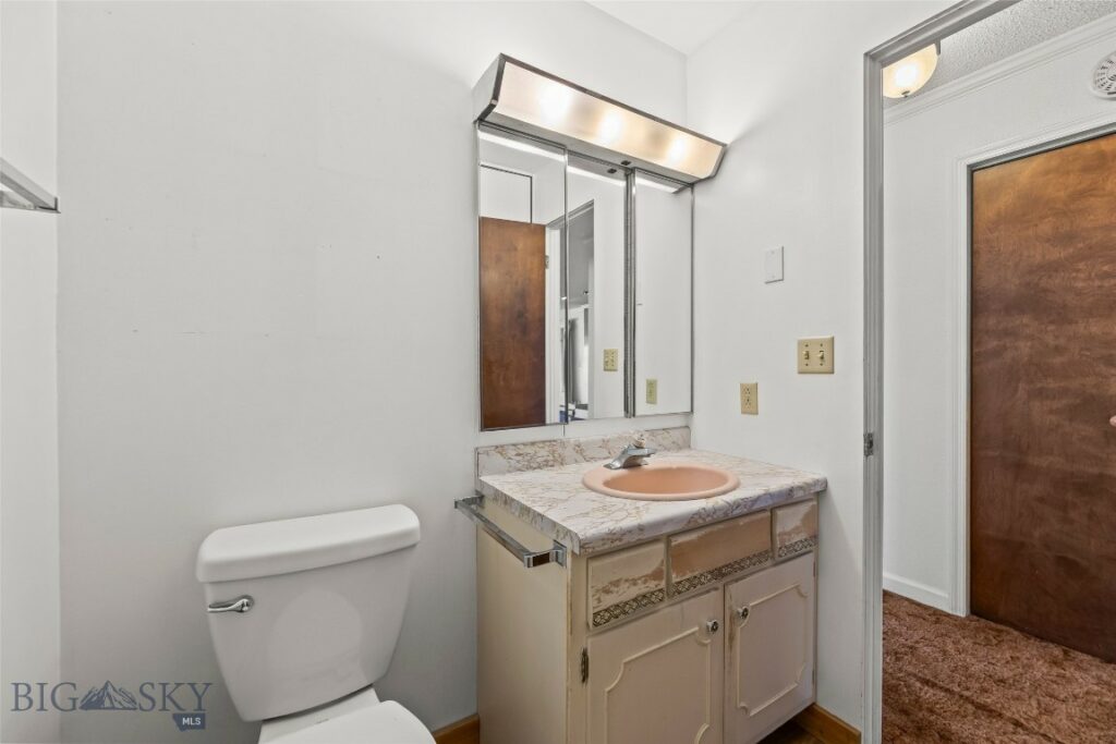 305 S 14th Avenue, Bozeman MT 59715