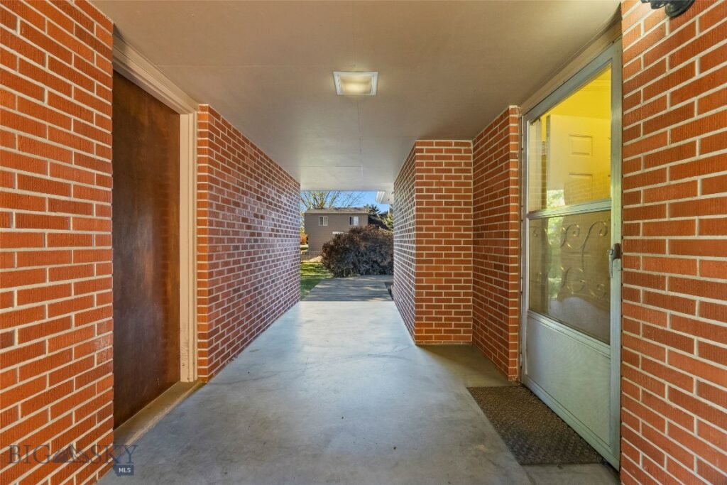 305 S 14th Avenue, Bozeman MT 59715