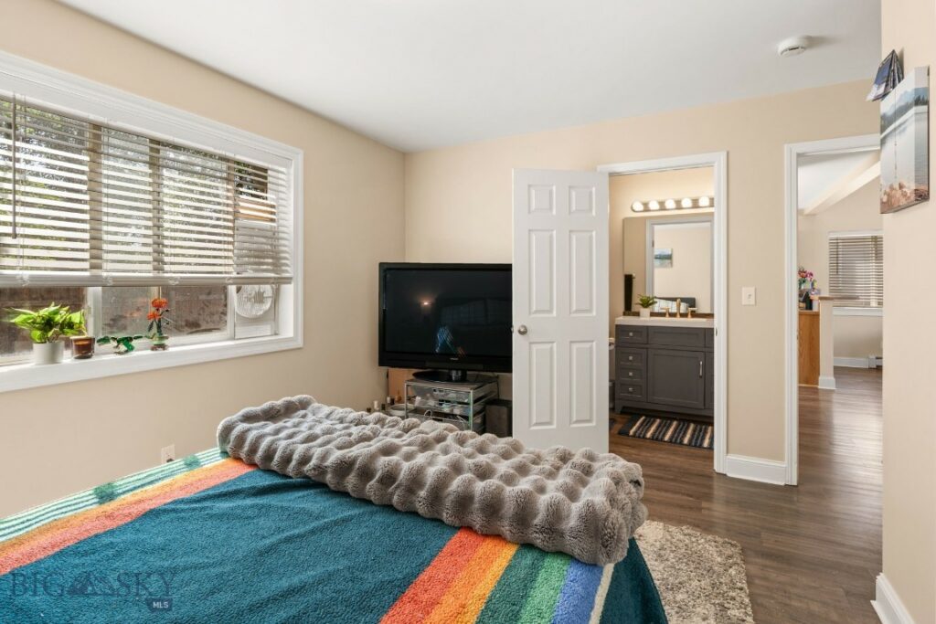 306 Golden Valley Drive, Bozeman MT 59718