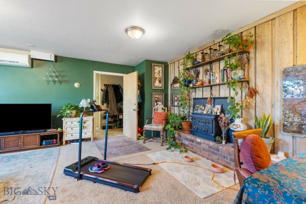 306 S 14th Avenue, Bozeman MT 59715