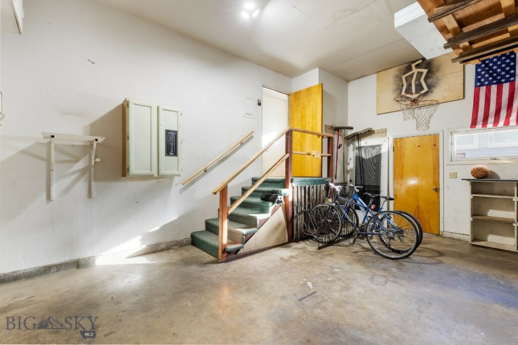 306 S 14th Avenue, Bozeman MT 59715