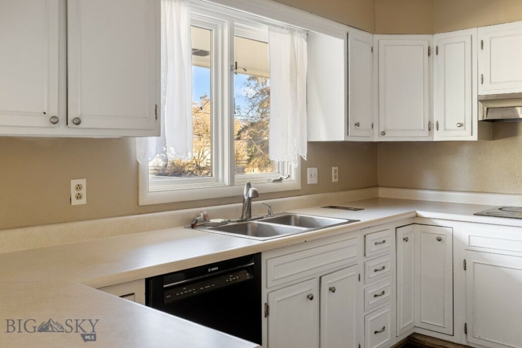 306 S 14th Avenue, Bozeman MT 59715