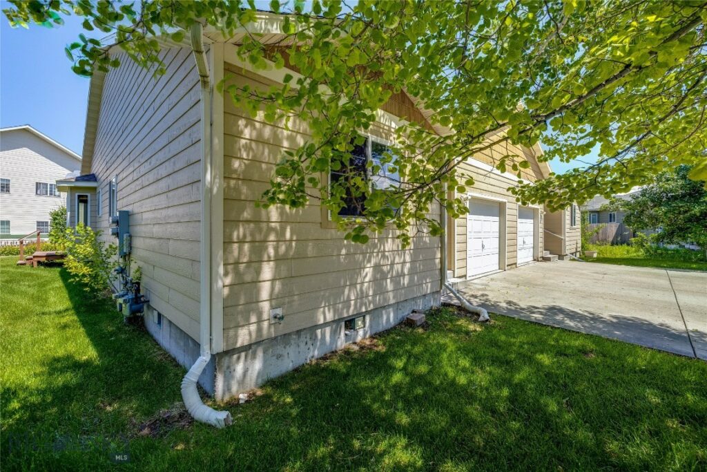 3063 Cameahwait Street, Bozeman MT 59718