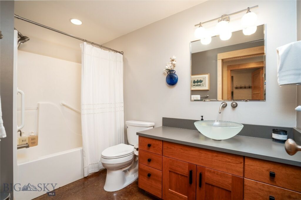 309 N Black Avenue, Bozeman MT 59715