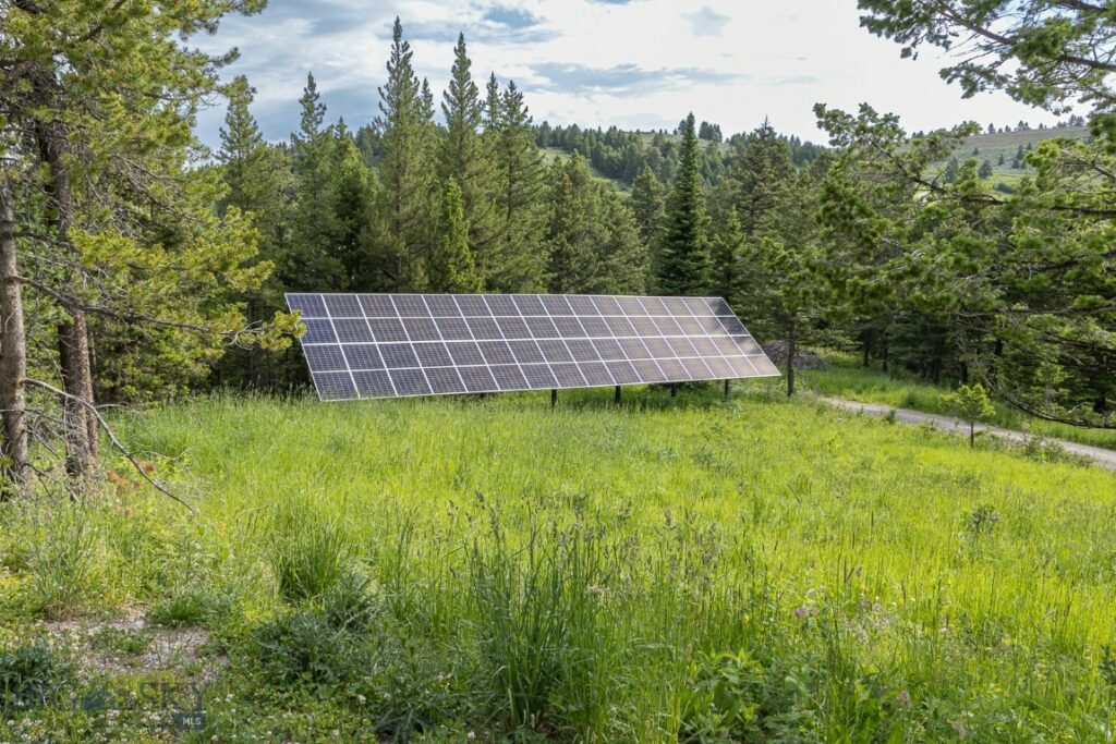 3096 Woodchuck Road, Bozeman MT 59715