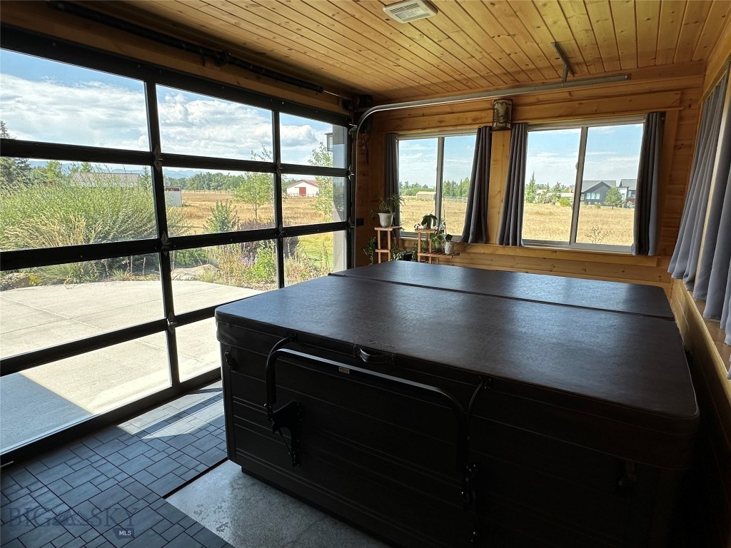 31 Cayuse Trail, Bozeman MT 59718