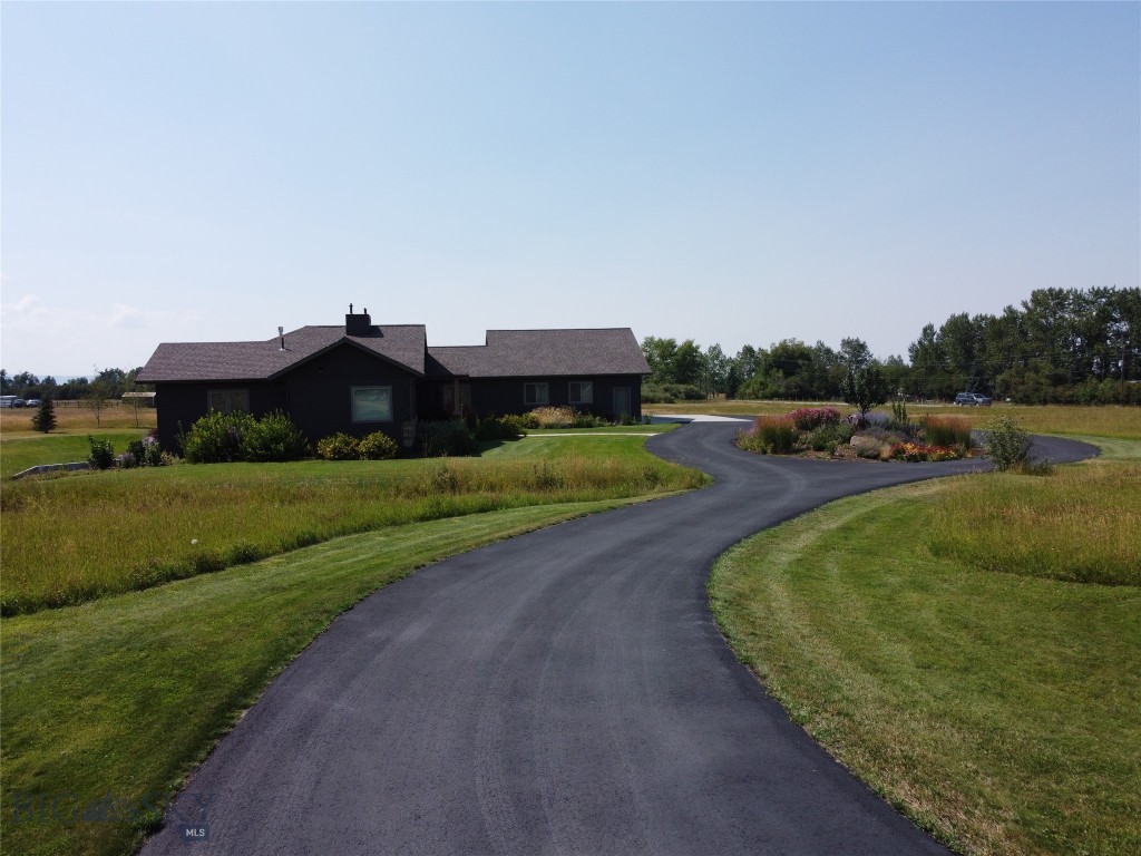 31 Cayuse Trail, Bozeman MT 59718