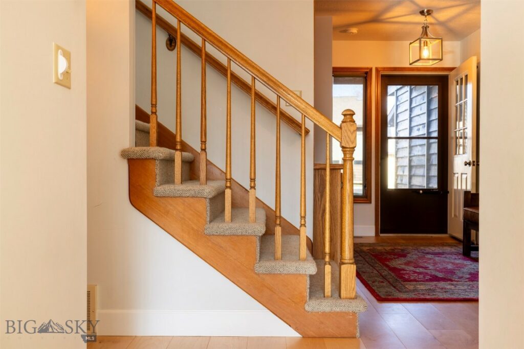 31 Hoffman Drive, Bozeman MT 59715
