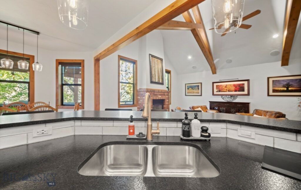31 Vita Court, Bozeman MT 59718