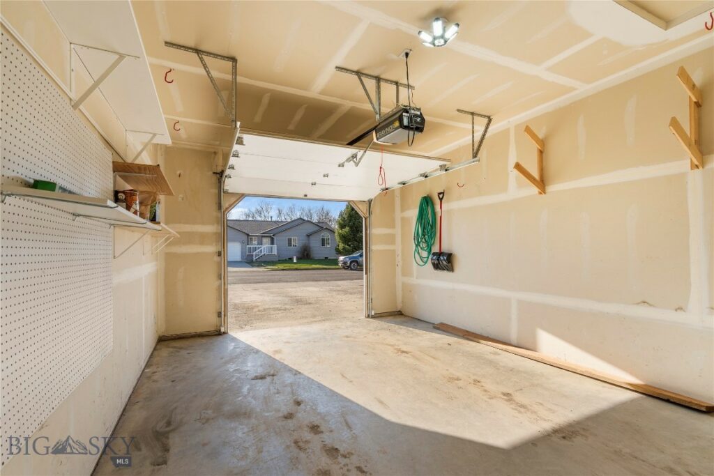 310 Golden Valley Drive, Bozeman MT 59718