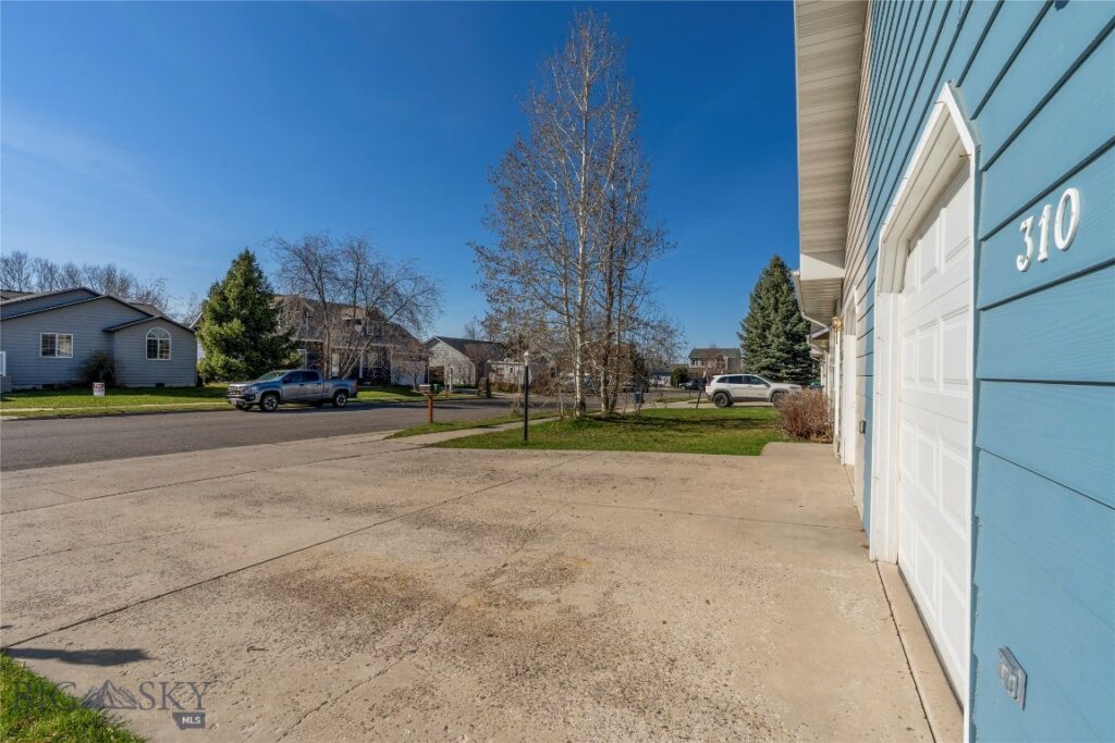 310 Golden Valley Drive, Bozeman MT 59718