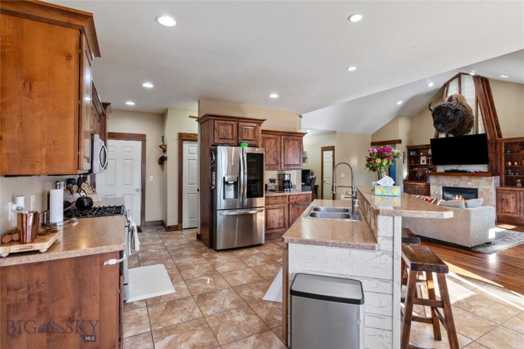 311 Cedar Wood, Bozeman MT 59718