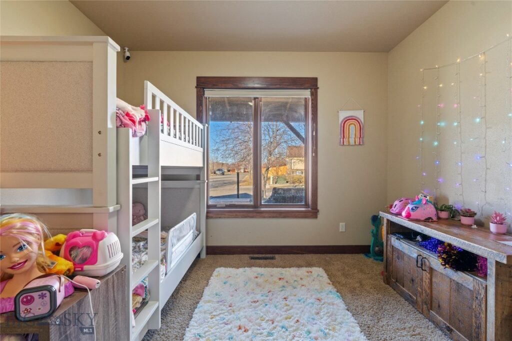 311 Cedar Wood, Bozeman MT 59718