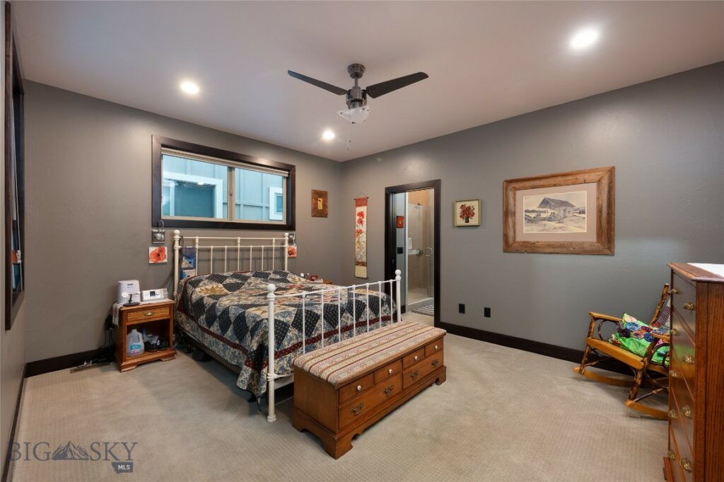 3165 Summer View Lane, Bozeman MT 59715