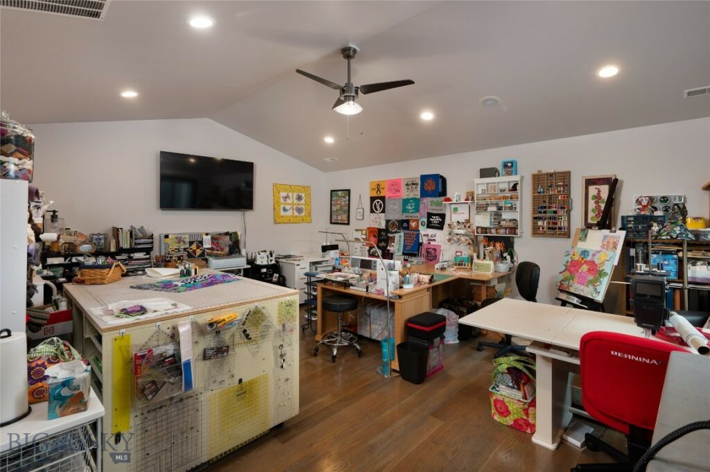 3165 Summer View Lane, Bozeman MT 59715