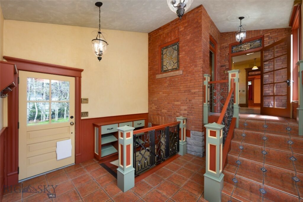 319 S 3rd Avenue, Bozeman MT 59715