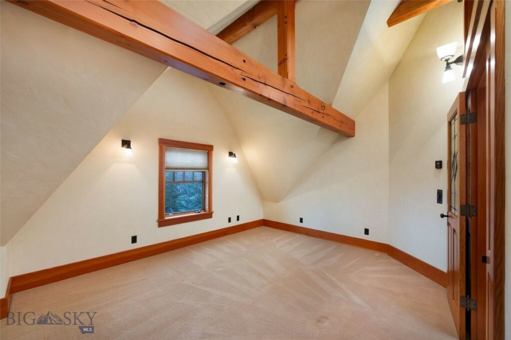 319 S 3rd Avenue, Bozeman MT 59715