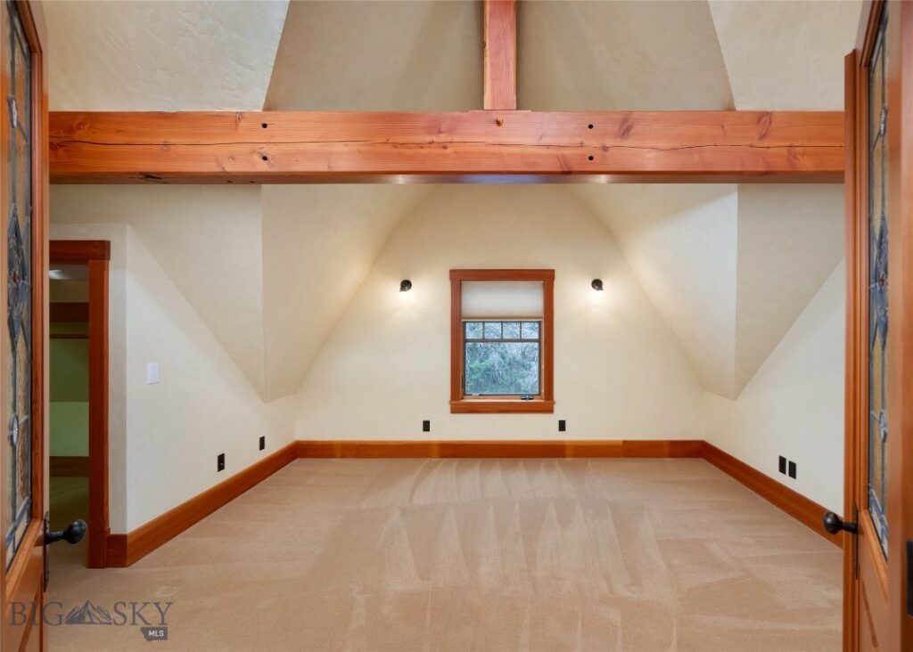 319 S 3rd Avenue, Bozeman MT 59715