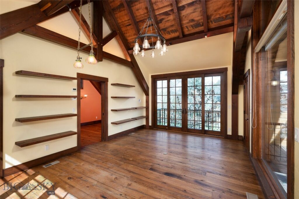 319 S 3rd Avenue, Bozeman MT 59715