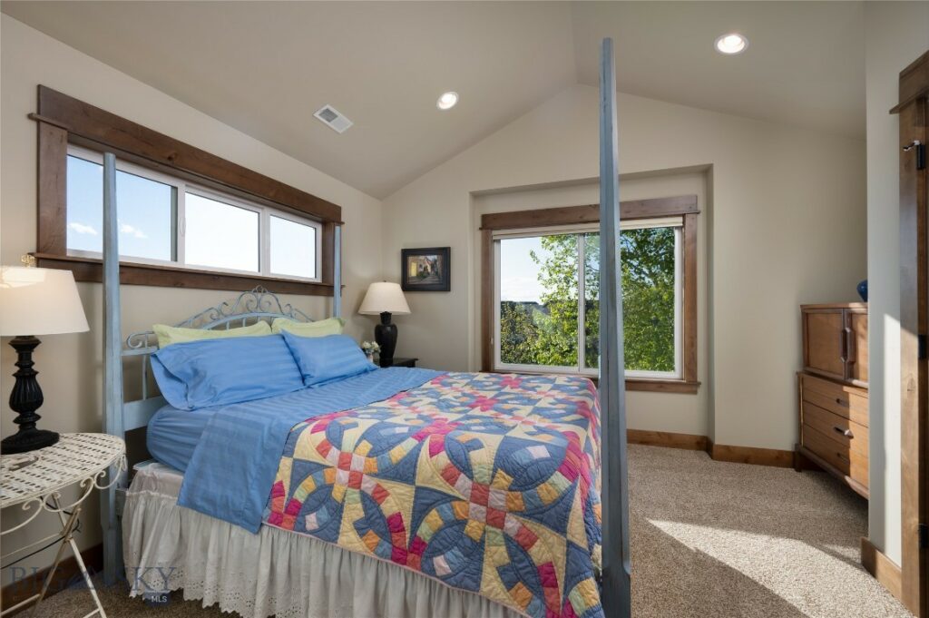 3200 Golden Sun Drive, Bozeman MT 59718