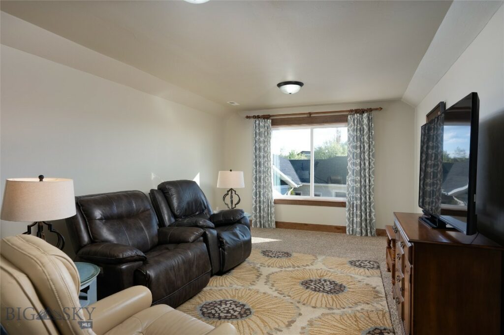 3200 Golden Sun Drive, Bozeman MT 59718