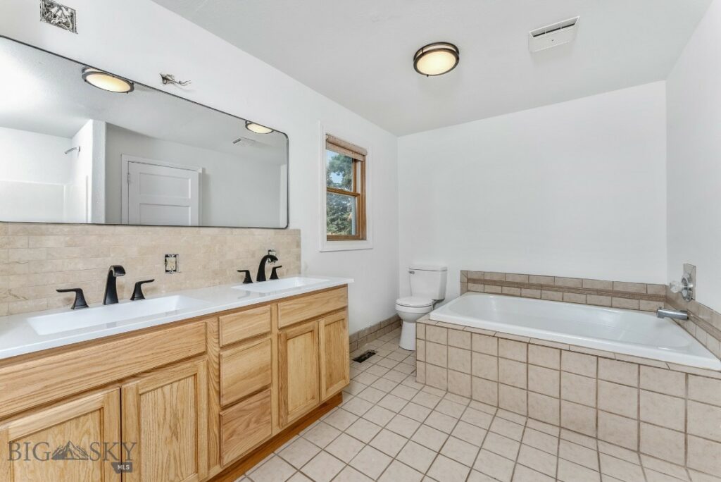 3205 W Babcock, Bozeman MT 59718