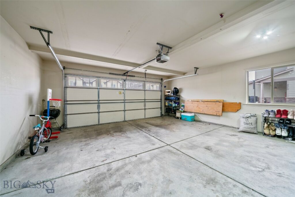 3206 Warbler Way, Bozeman MT 59718