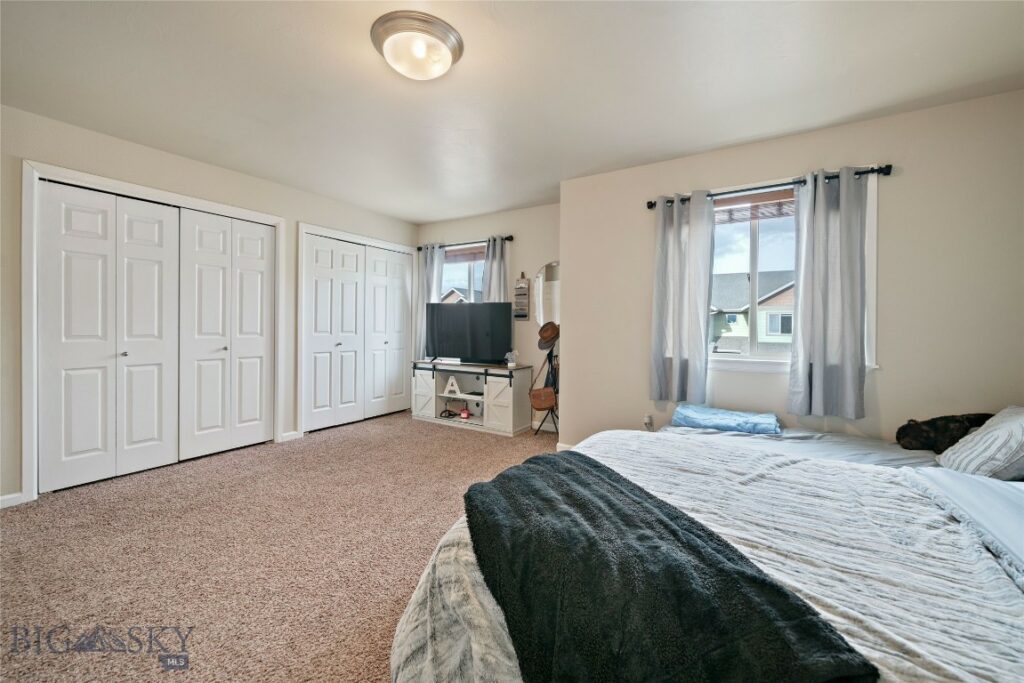 3206 Warbler Way, Bozeman MT 59718
