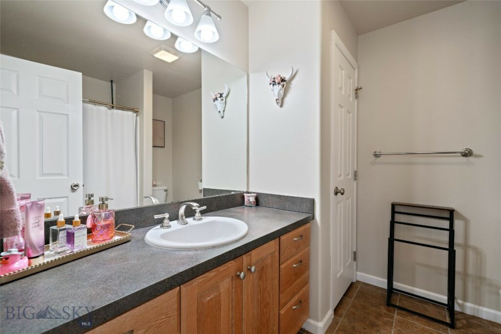 3206 Warbler Way, Bozeman MT 59718
