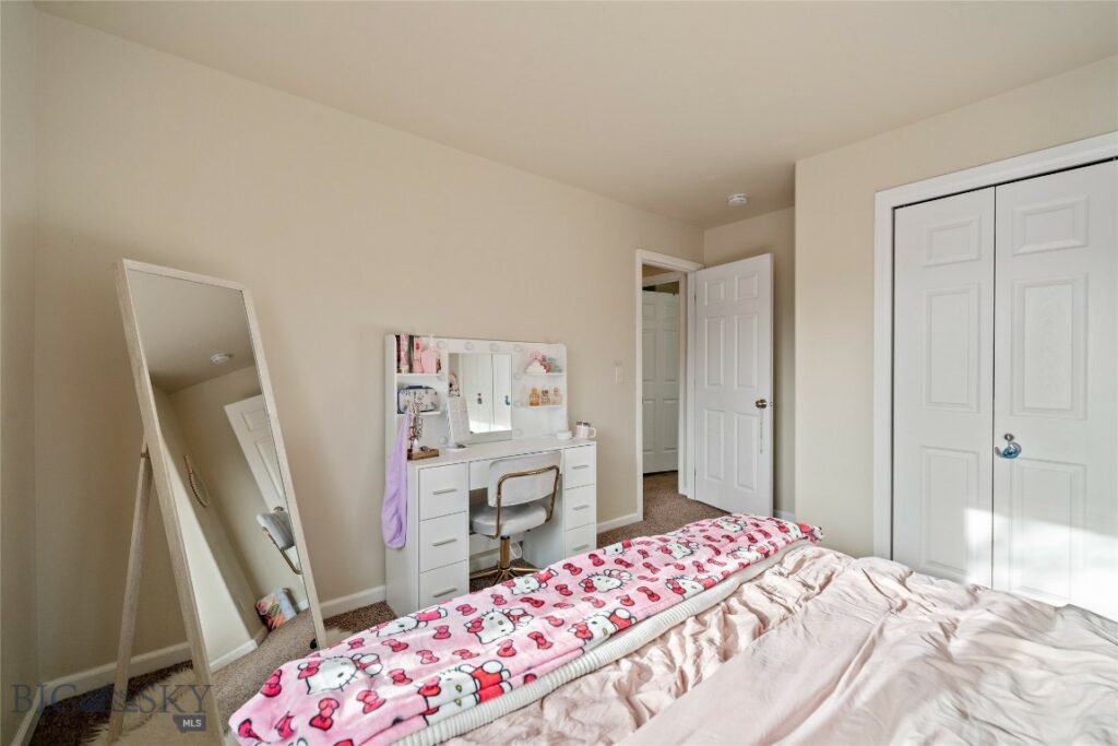 3206 Warbler Way, Bozeman MT 59718