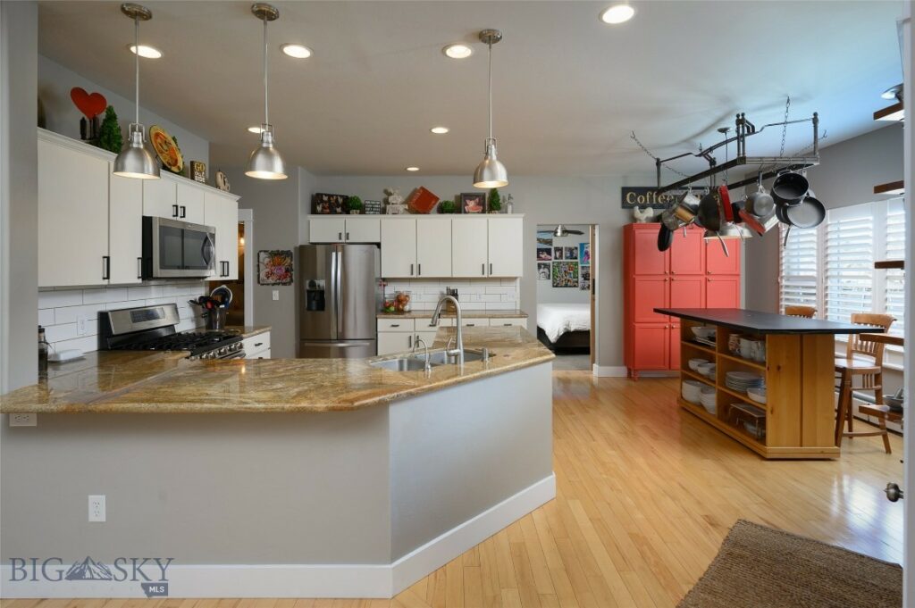 3214 Hillcrest Drive, Bozeman MT 59715