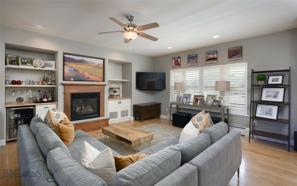 3214 Hillcrest Drive, Bozeman MT 59715