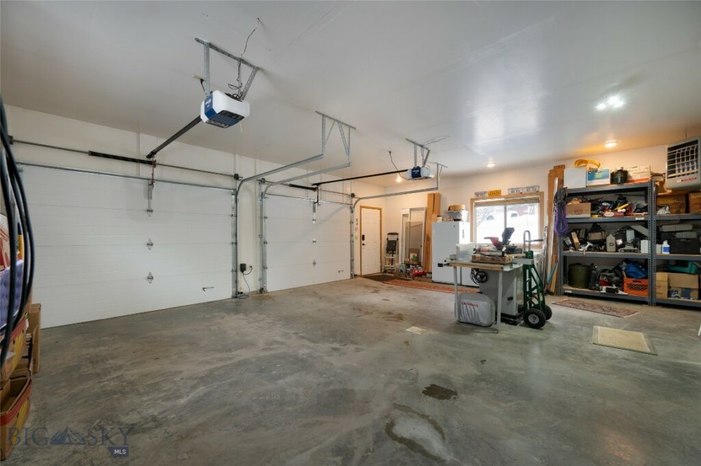 3227 Shooting Star Lane, Bozeman MT 59715