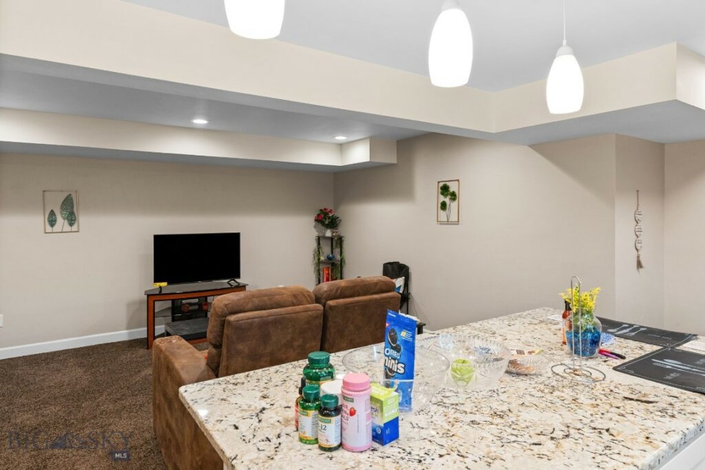 323 N 20th Avenue, Bozeman MT 59718