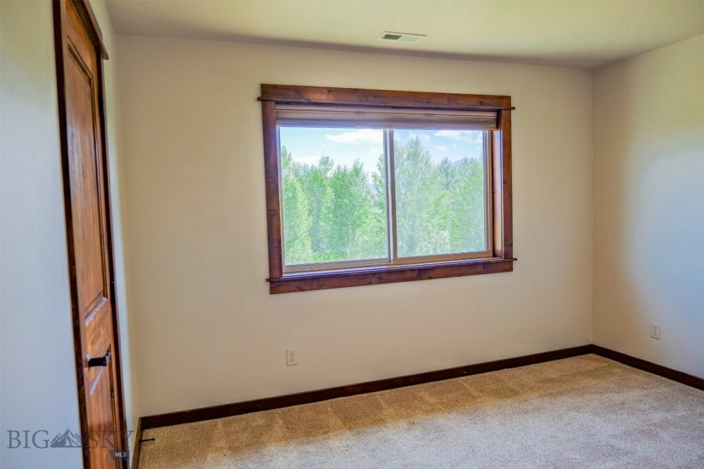 3230 S 26th Avenue, Bozeman MT 59718