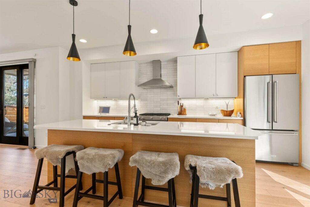 324 N 3rd Avenue, Bozeman MT 59715