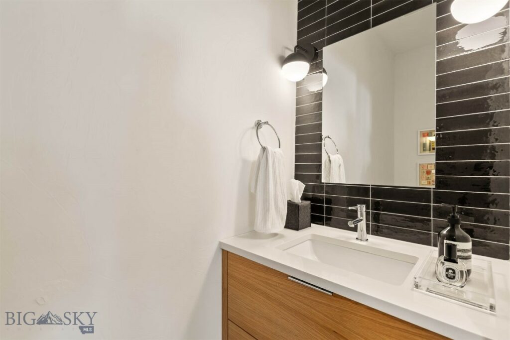 324 N 3rd Avenue, Bozeman MT 59715