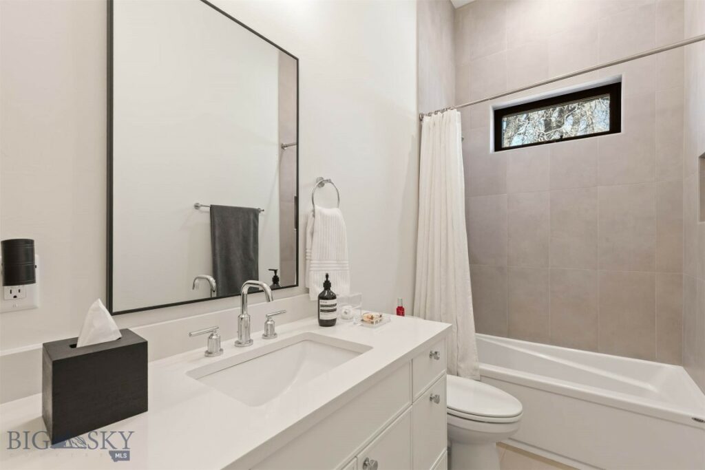 324 N 3rd Avenue, Bozeman MT 59715