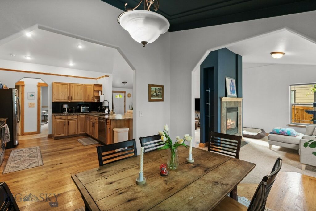 3241 Annie, Bozeman MT 59718