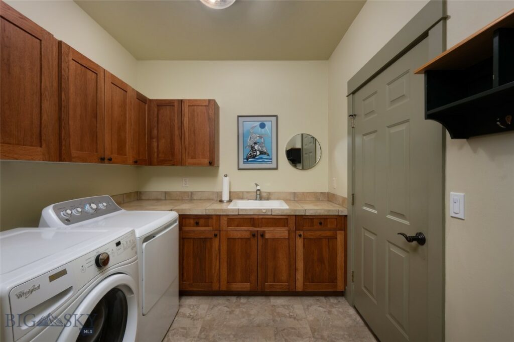 3251 Hillcrest Drive, Bozeman MT 59715