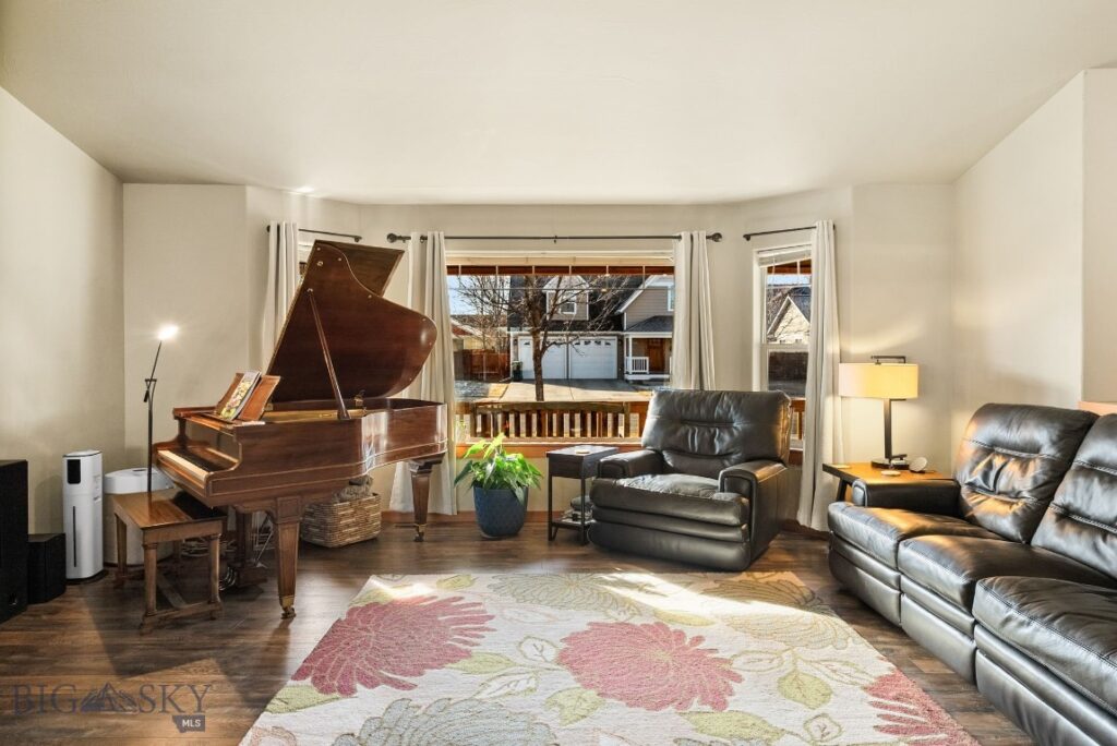 3263 Annie, Bozeman MT 59718