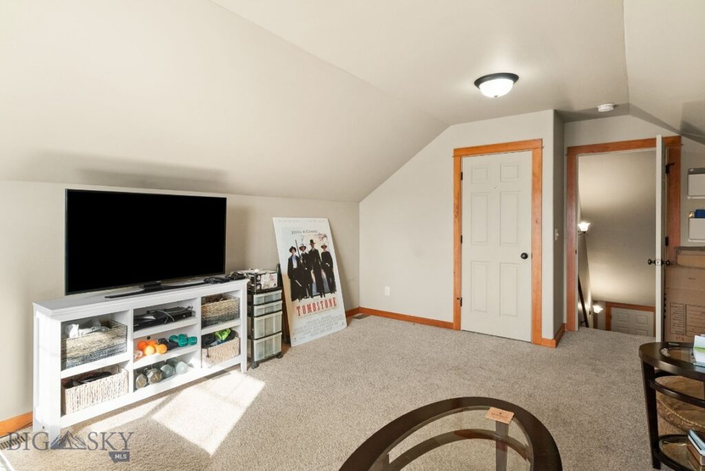 3263 Annie, Bozeman MT 59718