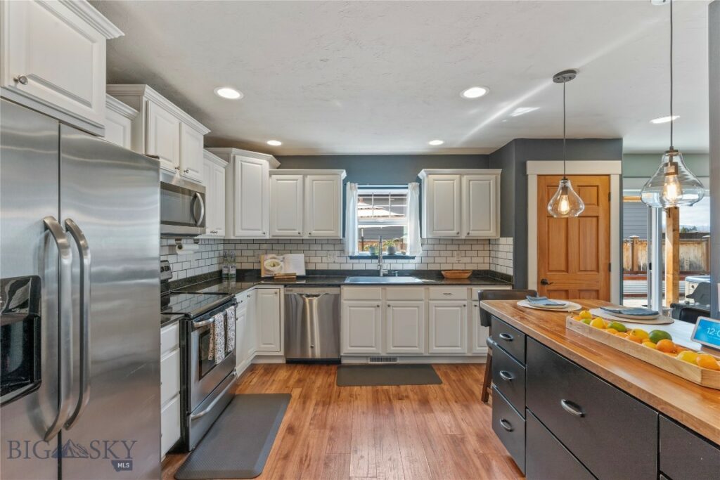 3277 Summerset Drive, Bozeman MT 59715