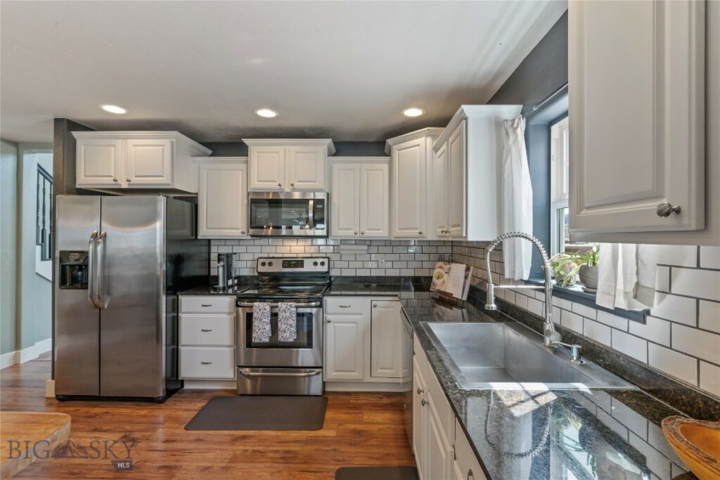 3277 Summerset Drive, Bozeman MT 59715