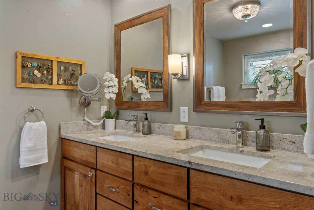 3277 Summerset Drive, Bozeman MT 59715