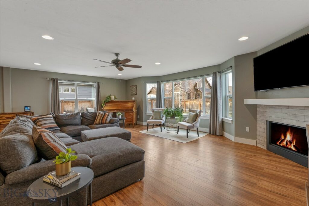 3277 Summerset Drive, Bozeman MT 59715