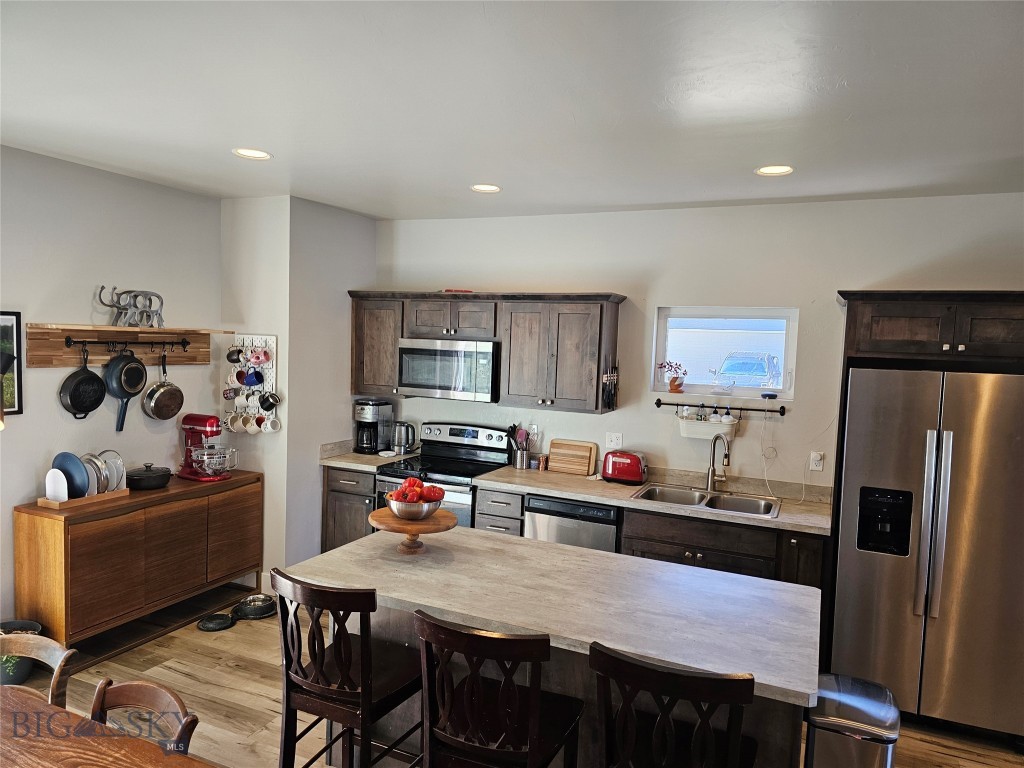 3290 Breeze Lane, Bozeman MT 59718